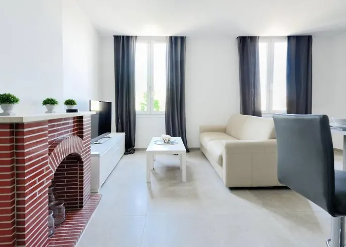 La Ciotat - Magnifique Appartement Climatise Sur Le Port